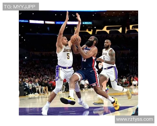 圣诞大战来袭湖人对决骑士谁能在节日之夜赢得荣耀